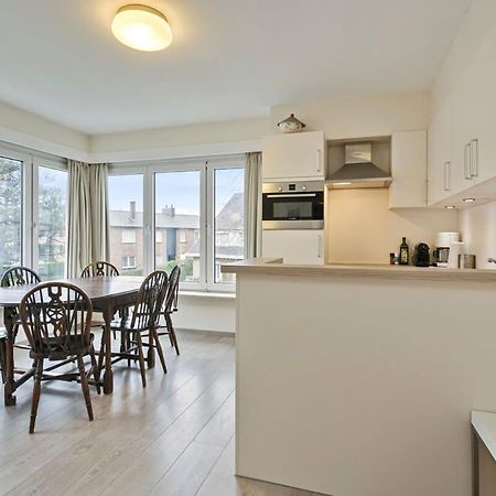 Huswell - Lovely Family Apartment 50 Meters From The Sea De Haan Bagian luar foto