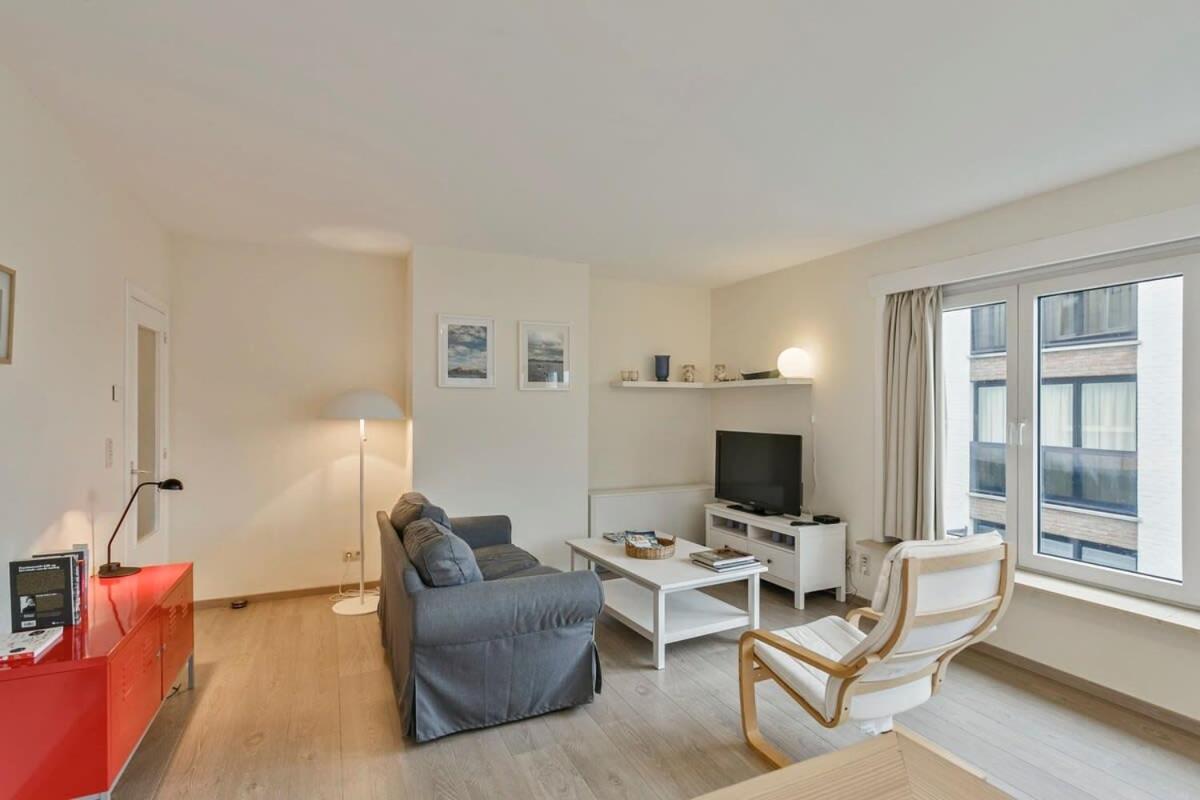 Huswell - Lovely Family Apartment 50 Meters From The Sea De Haan Bagian luar foto