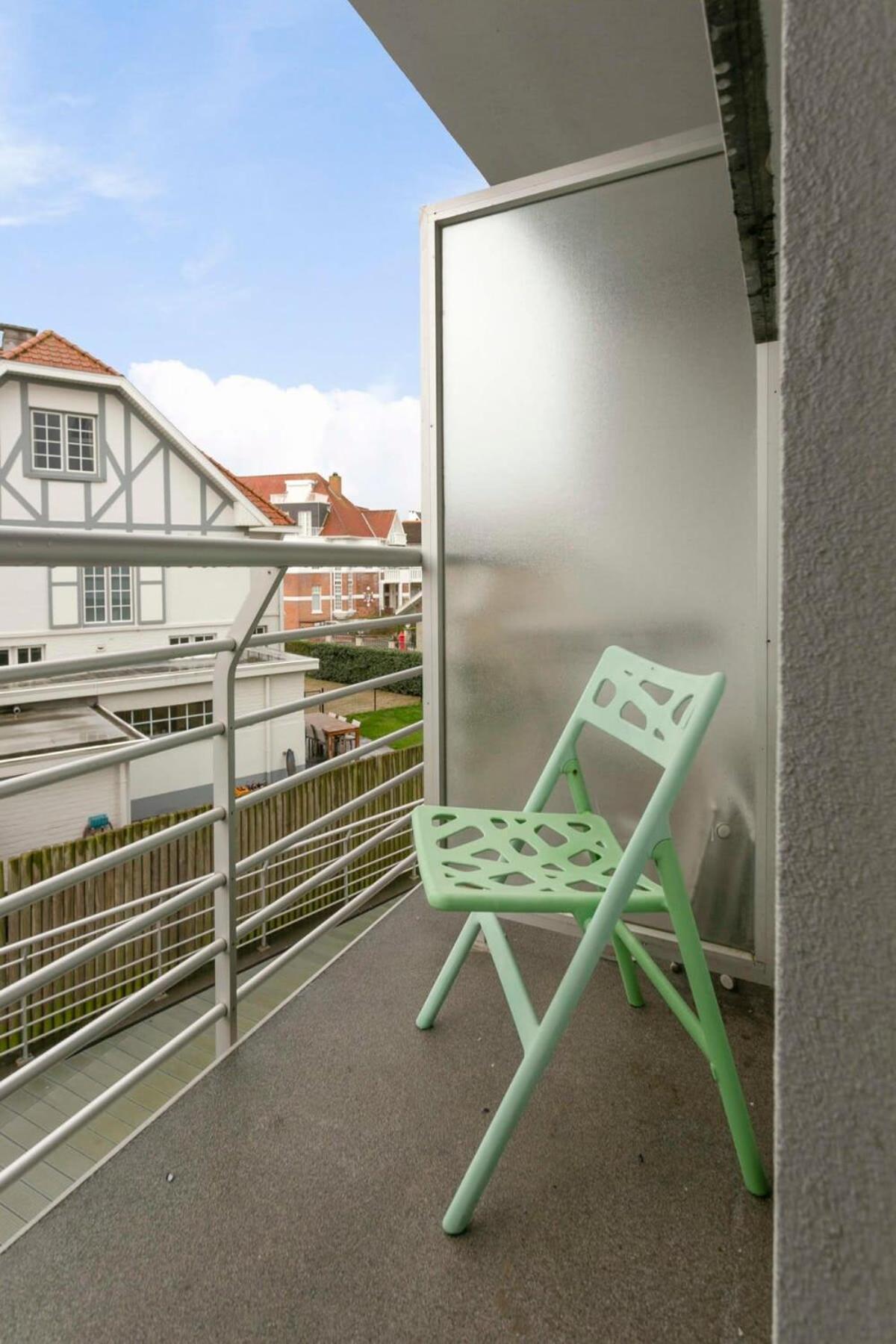 Huswell - Lovely Family Apartment 50 Meters From The Sea De Haan Bagian luar foto